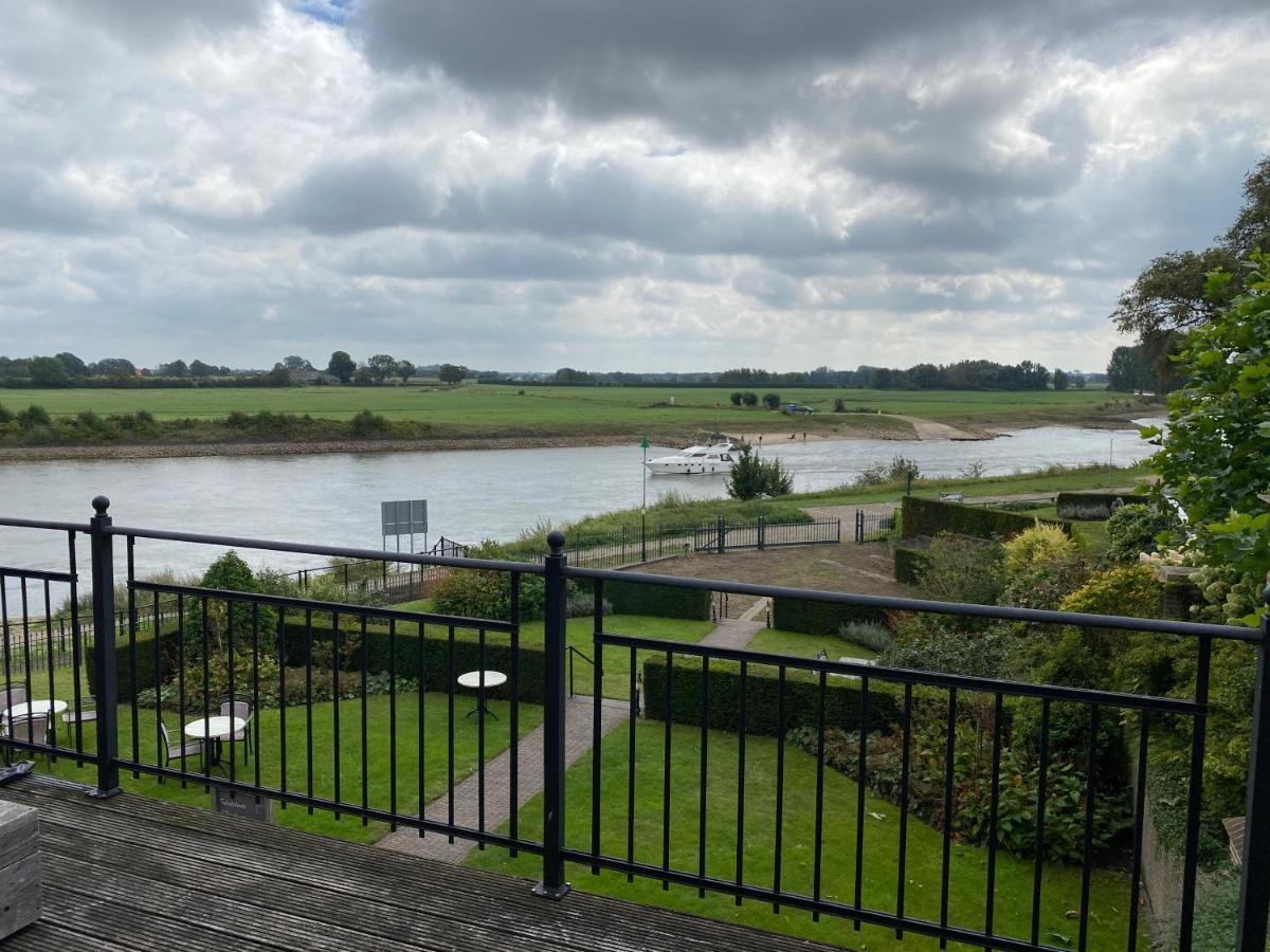 Villa Veertien Dieren Exteriör bild